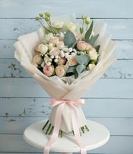 Букет цветов из:  Розы и Лизиантусы в Агирише
