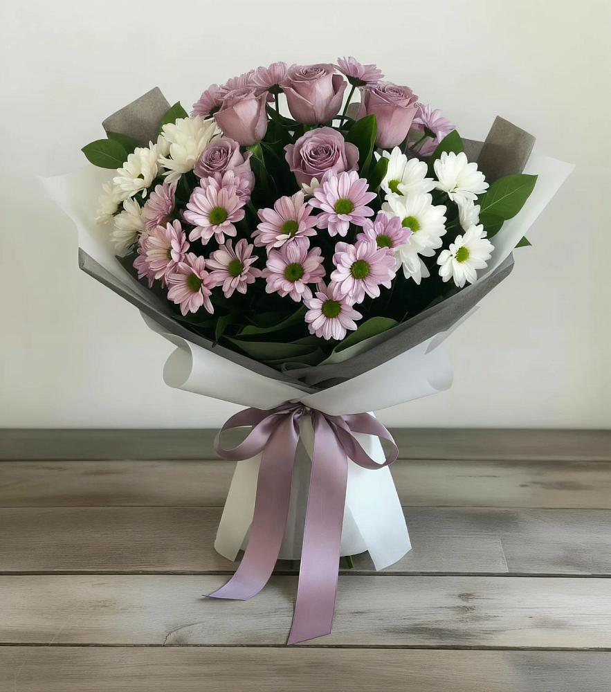 Букет цветов из: Хризантемы и Розы в Агирише