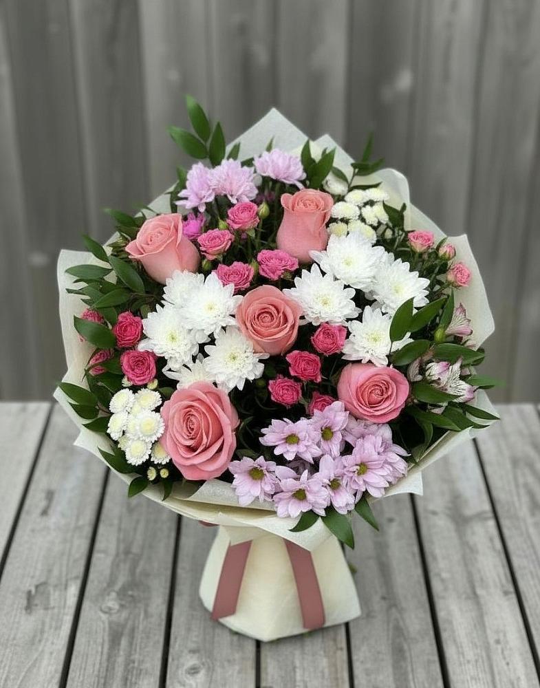 Букет цветов из: Альстромерии, Гвоздики, Розы и Хризантемы в Агирише
