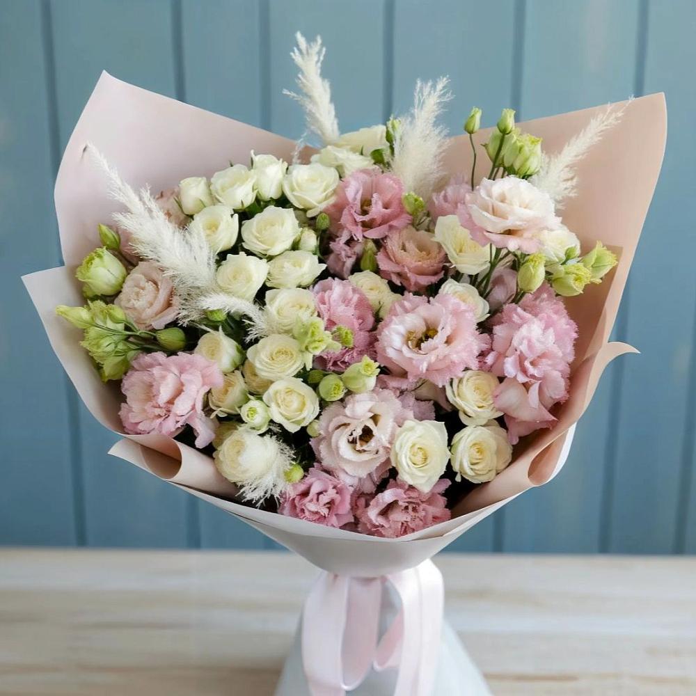 Букет цветов из: Альстромерии и Розы в Агирише