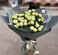 Букет Белые кустовые розы Солинеро #REPLACE_PRED# Агирише