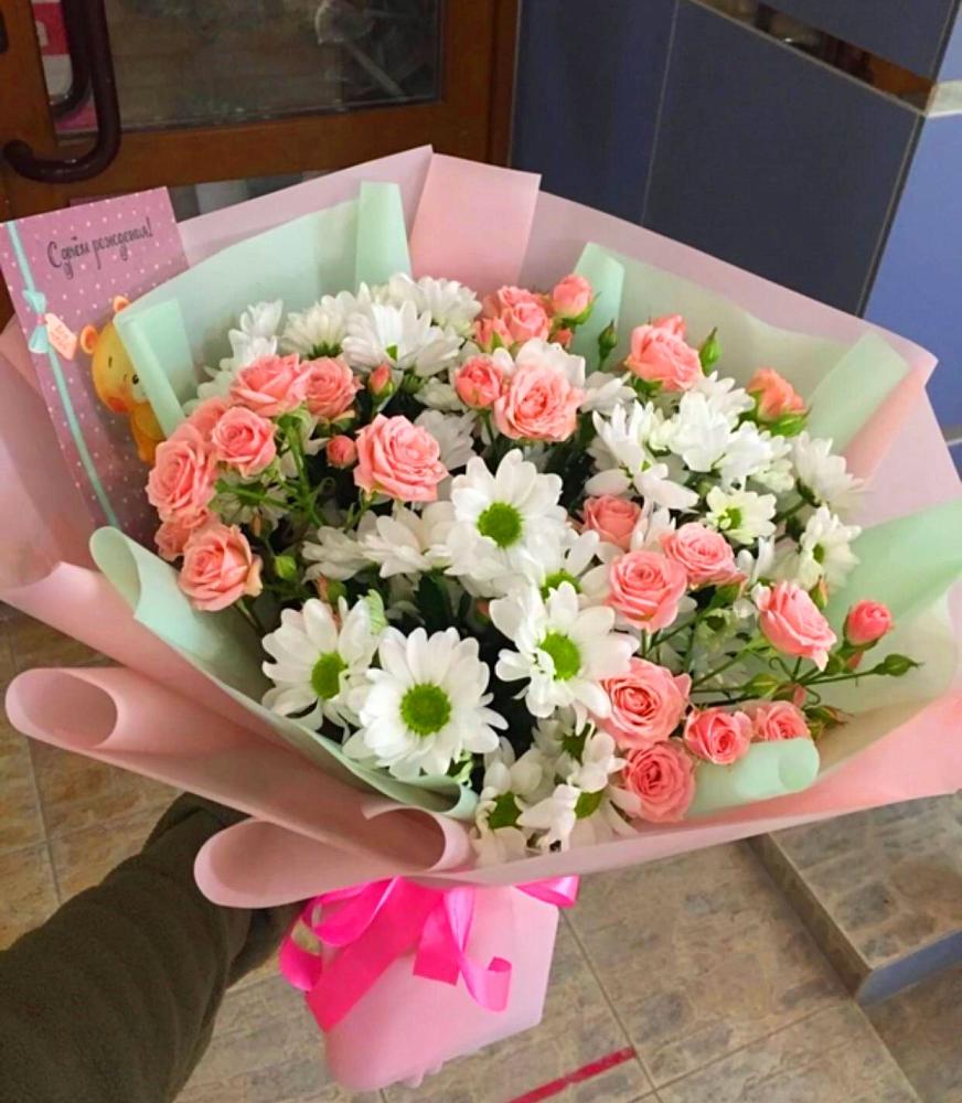 Букет цветов из: Розы и Хризантемы в Агирише