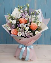 Букет цветов из:  Лизиантусы, Розы, Альстромерии и Гипсофила в Агирише