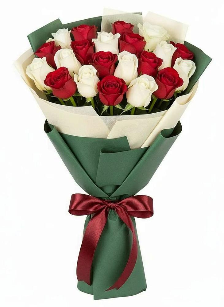 Букет Микс из красных и белых роз в Агирише