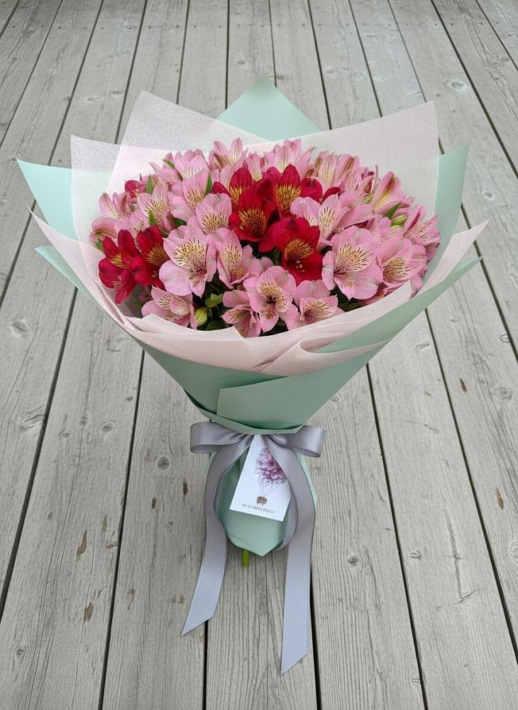 Букет цветов из: Альстромерии в Агирише