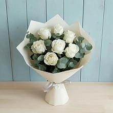 Букет Белые розы в Эвкалипте в Агирише