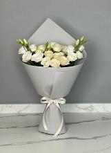 Букет цветов из:  Розы и Лизиантусы в Агирише